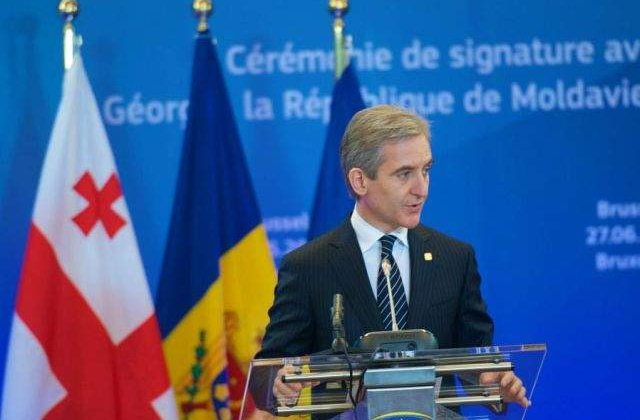 Basescu, impresionat ca Iurie Leanca si-a tinut jumatate din discurs in limba romana