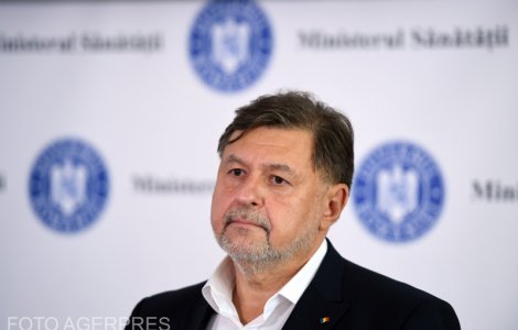 Masca de protecție ar putea reveni în școli. Condițiile anunțate de Rafila pentru ca „lucrurile să rămână sub control”