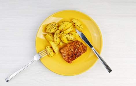 Prețuri de 20 de ori mai mari pentru garnituri, în restaurante. Motivul