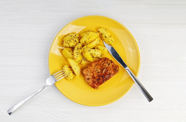 Prețuri de 20 de ori mai mari pentru garnituri, &icirc;n restaurante. Motivul 