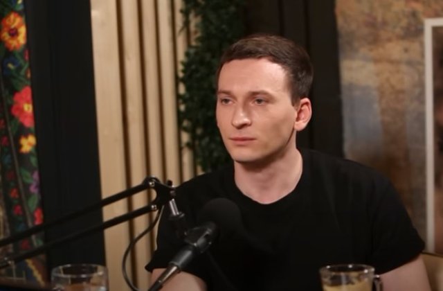 Denis Roabeș s-a logodit! Solistul de la The Motans, &icirc;n culmea fericirii: &bdquo;A fost ceva spontan, &icirc;n stilul meu&rdquo;