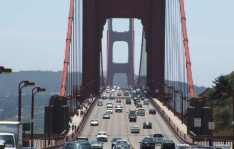 Podul Golden Gate din San Francisco va avea o plasa contra sinucigasilor