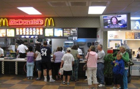  Top  Zece lucruri SOCANTE pe care nu le stii despre McDonald`s