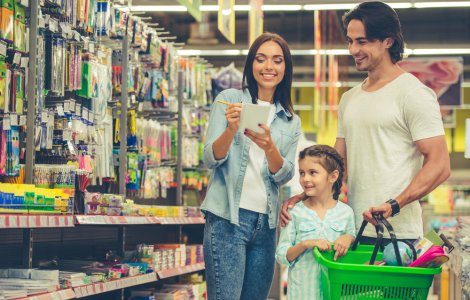 An școlar 2022-2023. Cât trebuie să scoată din buzunar părinții pentru rechizitele elevilor