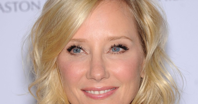 Daily Mail: Actrița Anne Heche va fi deconectată de la aparate