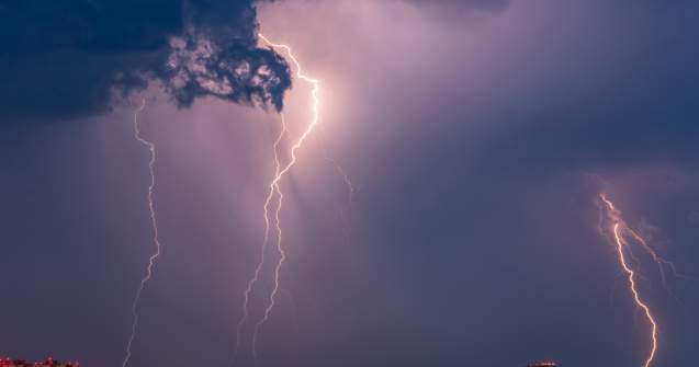 Prognoza meteo - 15 august 2022. Ploi cu descărcări electrice