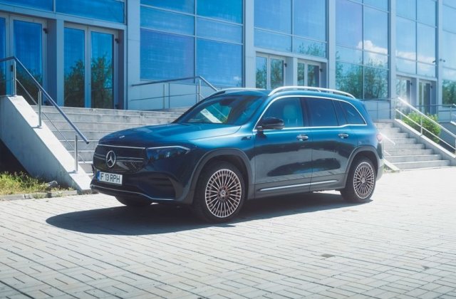 Test Drive Mercedes-Benz EQB - 7 dintr-o lovitură 