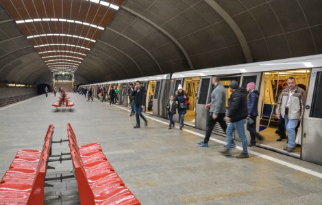 Metrorex a scăzut timpii de aşteptare în staţiile de metrou