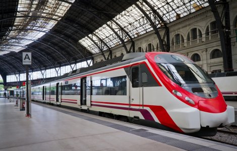 Călătorii gratuite cu trenul în Spania timp de patru luni. Ce condiții trebuie să îndeplinească pasagerii
