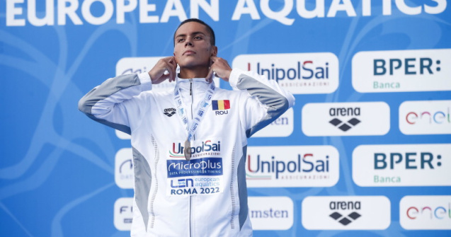 David Popovici s-a retras din finala de 400 de metri liber de la Campionatul European