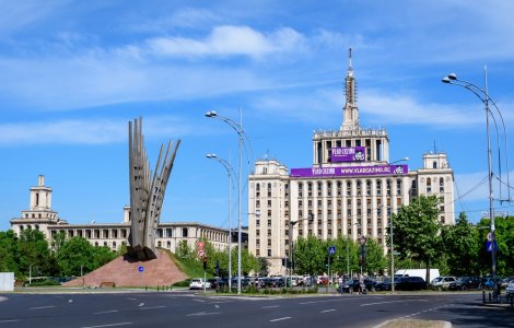 Bărbat găsit mort în Casa Presei din Capitală. Polițiștii au pornit o anchetă