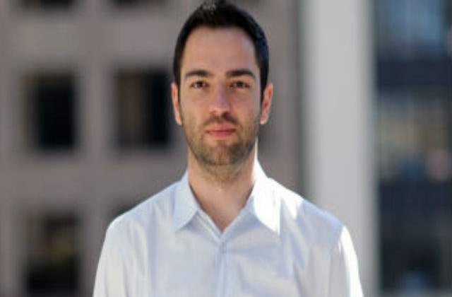 Facebook a cumparat o companie fondata de doi romani