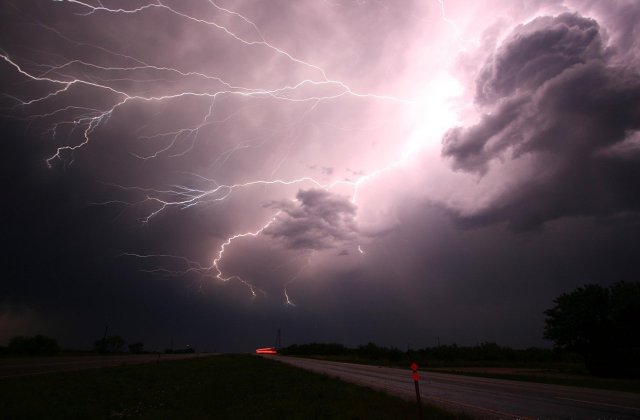 Prognoza meteo ANM pentru weekendul 20-21 august. Vremea va deveni instabilă 
