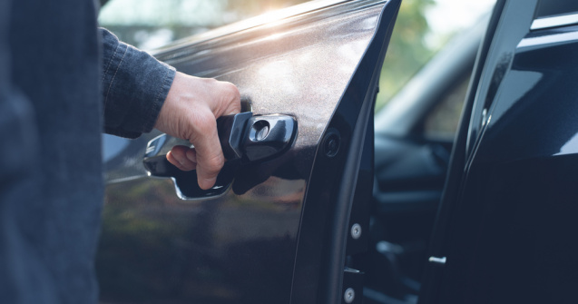 Furatul mașinilor, aproape de a deveni un fenomen în Grecia