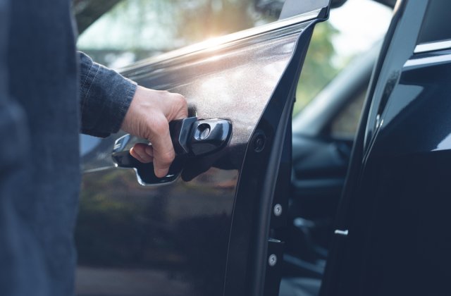 Furatul mașinilor, aproape de a deveni un fenomen &icirc;n Grecia