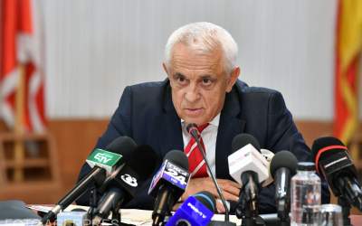 Petre Daea le recomandă...