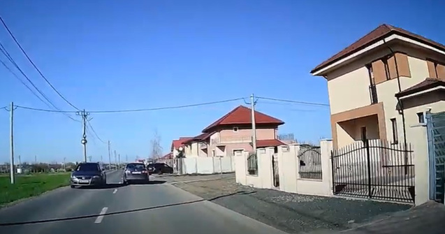 Comuna din România cu drumuri „pe persoană fizică”. Cum cumperi o stradă: 6.000 de lei la ANAF, apoi ceri taxă pentru oricine vrea să construiască