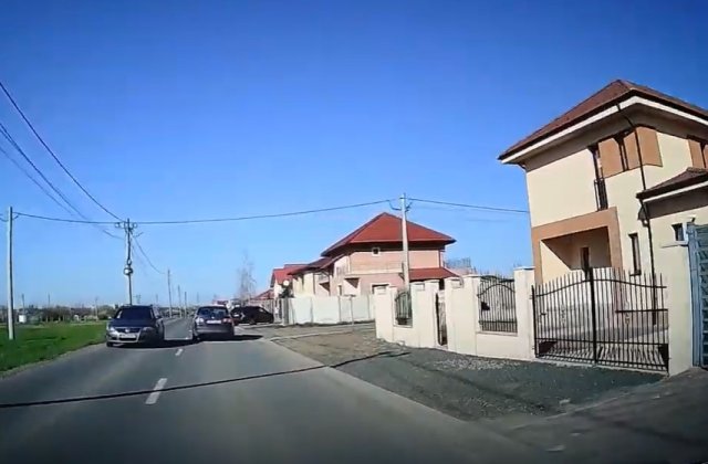 Comuna din Rom&acirc;nia cu drumuri &bdquo;pe persoană fizică&rdquo;. Cum cumperi o stradă: 6.000 de lei la ANAF, apoi ceri taxă pentru oricine vrea să construiască 