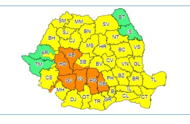 Prognoza ANM pentru marți, 23 august: Vremea răm&acirc;ne instabilă. Avertizare meteo - Cod galben și portocaliu de ploi torențiale