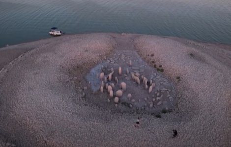 Stonehenge-ul spaniol a ieșit la lumină din apele secate ale unui lac de acumulare. „Este o oportunitate rară”