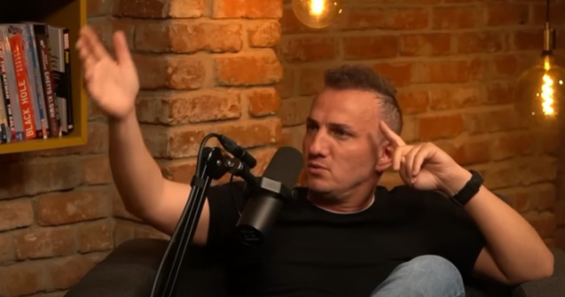 Alex Velea se va enerva rău! Ce a putut afirma Mihai Trăistariu despre Antonia într-un podcast