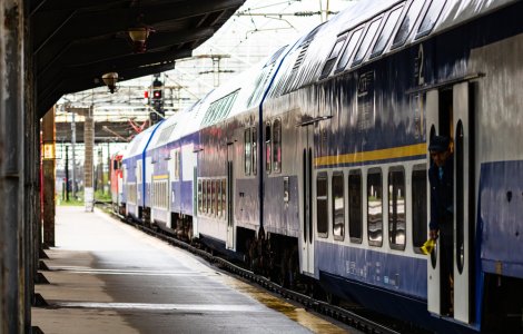 CFR vrea trenuri care prind 200 km/h, deși nu se poate circula pe nicio linie cu asemenea viteză
