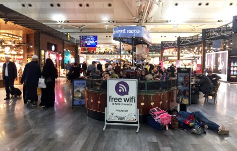 Vacanță cu bilet doar dus. Reacția patronului agenției de turism care le-a dat țeapă românilor în Turcia: „Știți că petrolul se mai scumpește...”