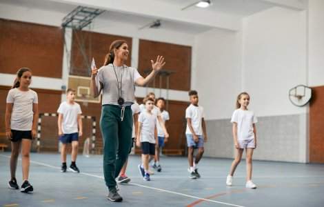 Fără note la sport, muzică și desen. Cum vor fi notați elevii