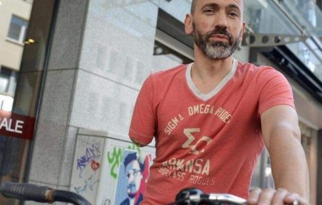 SCANDALOS! Un roman fara o mana, amendat in Koln dintr-un motiv INCREDIBIL