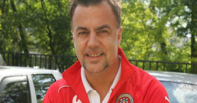 Fiica lui Adrian Enache, atacata cu un briceag de paznicul blocului