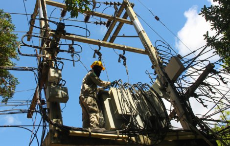 Statul ia cu două mâini. Guvernul are în plan schimbări, în premieră, pentru a aduce mai mulți bani la buget