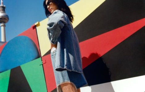 Colecția vestimentară care îmbină încrederea și puterea pieselor vestimentare