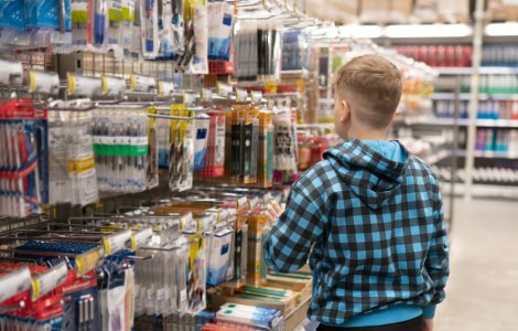 Voucherele pentru rechizitele școlare destinate elevilor nevoiași întârzie