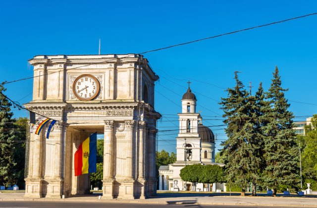 Ciucă, mesaj de Ziua Independenţei Republicii Moldova: &bdquo;Am fost, suntem și vom fi alături de frații noștri de peste Prut&rdquo;