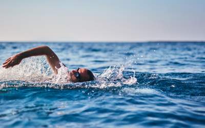 Primul român care a traversat...