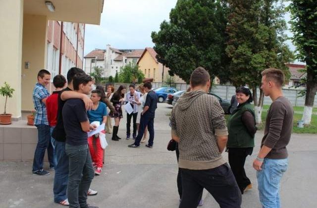 Bacalaureat 2014: Promovabilitate de 59,22%, dupa centralizarea datelor