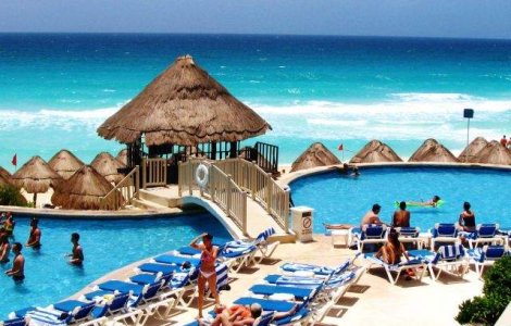 Locurile de cazare all inclusive pe litoral s-au triplat