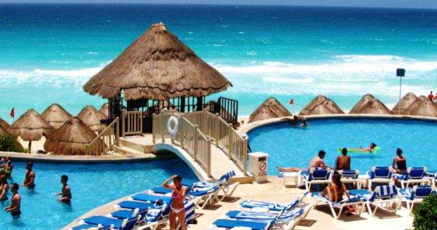 Locurile de cazare all inclusive pe litoral s-au triplat