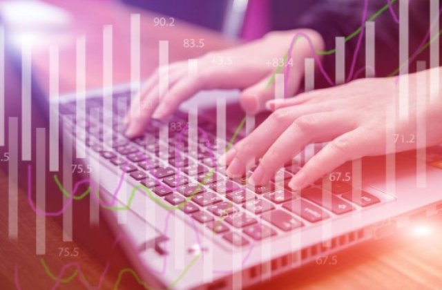 Angajat sau freelancer? Care dintre opțiuni este mai avantajoasă astăzi?