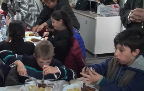 Programul „Masa Caldă” începe cu întârziere. Banii au fost alocați de Guvern, dar lipsesc normele de aplicare