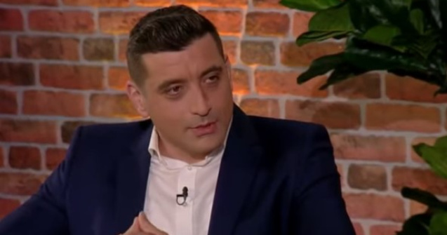 A rămas o grămadă de mâncare de la nunta lui George Simion. Ce va face liderul AUR cu toate alimentele: „Avem și brânză de la nea Gigi”