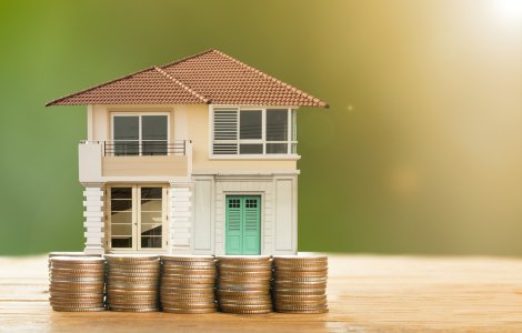 Creşterea impozitelor pe case şi apartamente se amână pentru un an de zile