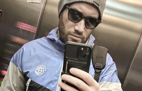 Mihai Bendeac, revoltat pe Internet. Actorul trăiește un coșmar în fiecare zi: „Merg tremurând de la mașină până la intrare”