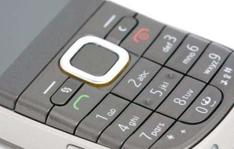 Avocatul Poporului ataca Legea cartelelor prepay la CCR