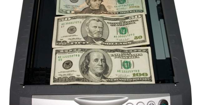 Autoritatile americane, plati necuvenite de aproape 100 mld. dolari in 2013