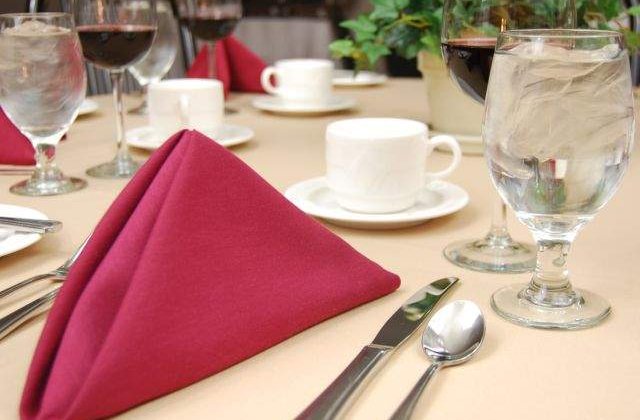 Ai avea curaj sa mananci asa ceva? TOP 10 cele mai CIUDATE mancaruri din lume