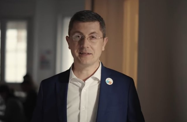 Barna: Președintele Iohannis &bdquo;tace &icirc;nțelept&rdquo;, &bdquo;mega-coaliția de la guvernare nu funcționează&rdquo;