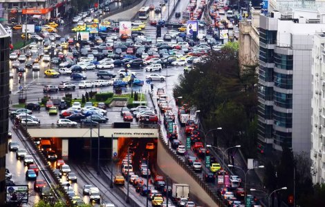 Cele mai congestionate orașe din lume: București este pe locul 4, după Mumbai