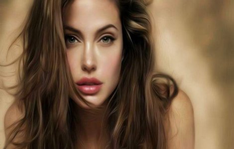 Angelina Jolie a dat in judecata tabloidul britanic Daily Mail