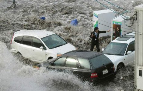 Avertizare de risc de tsunami, in apropiere de Fukushima